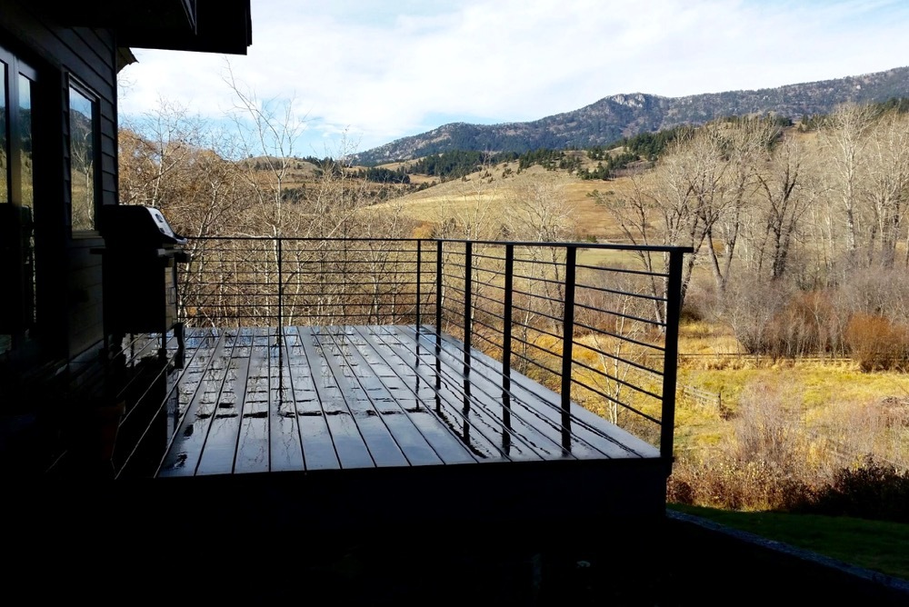 Steel deck railing